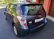Toyota Verso 9
