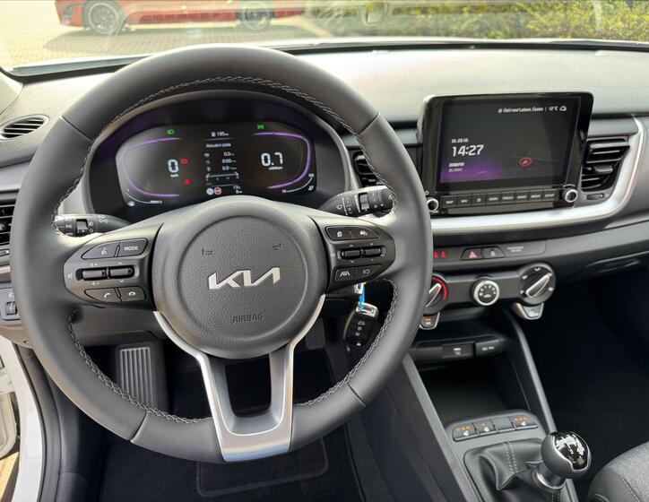 KIA Stonic 15