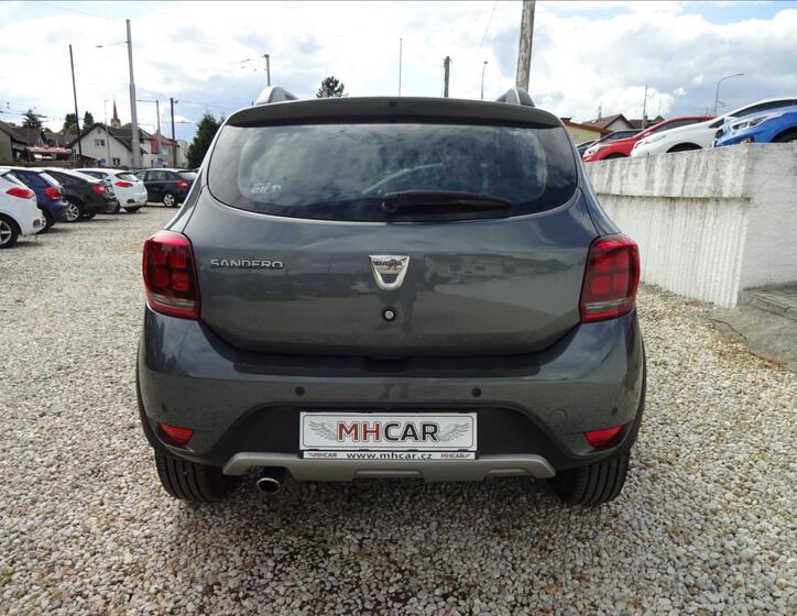 Dacia Sandero 6