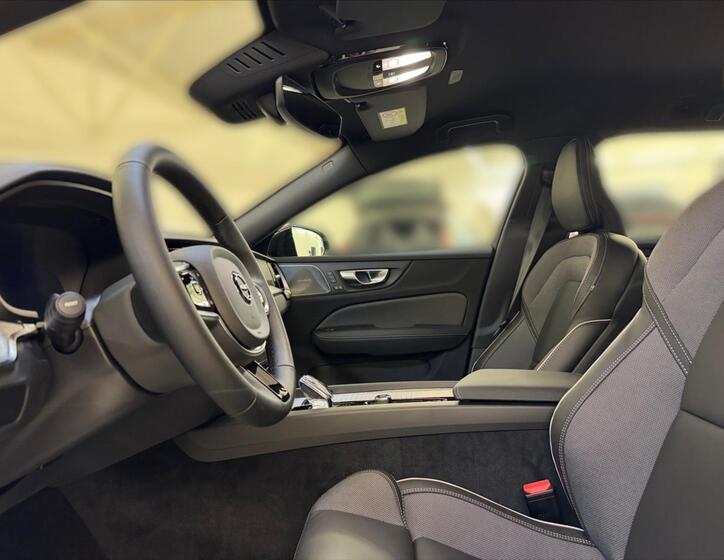 Volvo V60 7
