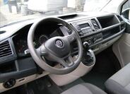 Volkswagen Transporter 17