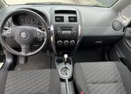 Suzuki SX4 13