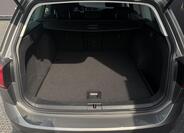 Volkswagen Golf 16