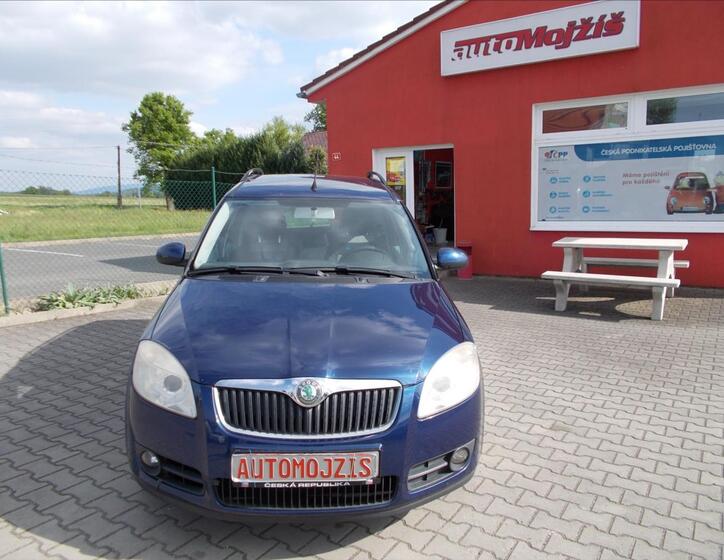 Škoda Roomster 2