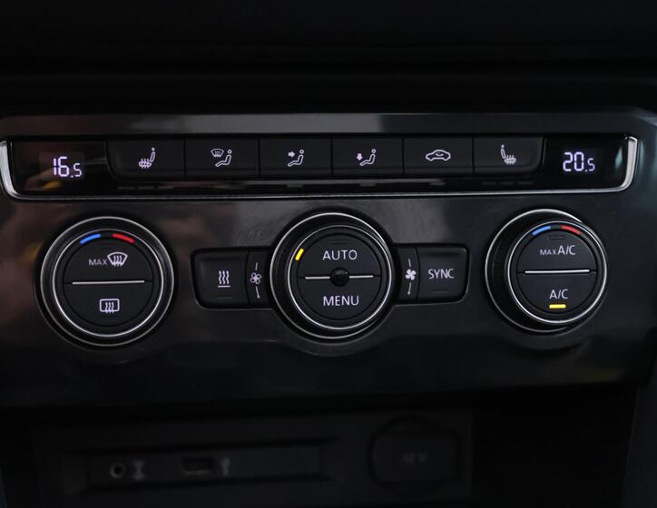 Volkswagen Tiguan 29