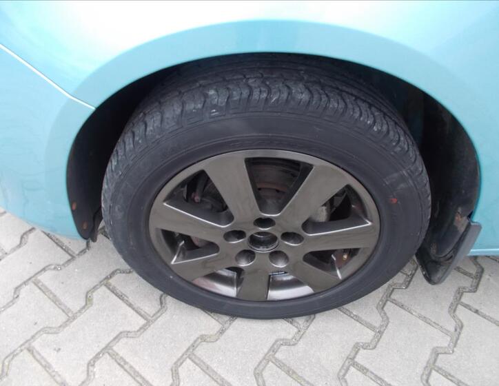 Škoda Roomster 6
