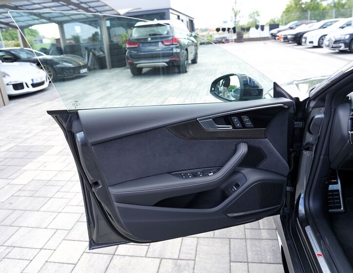 Audi RS5 19