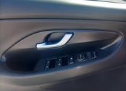 Hyundai i30 16