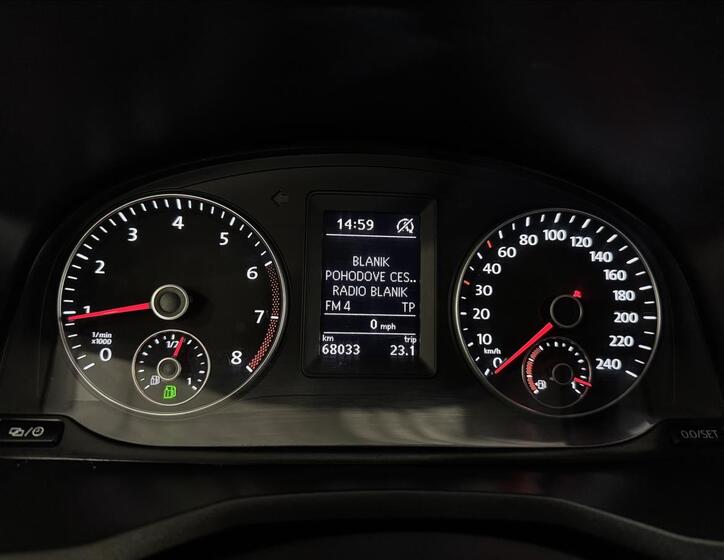 Volkswagen Caddy 18