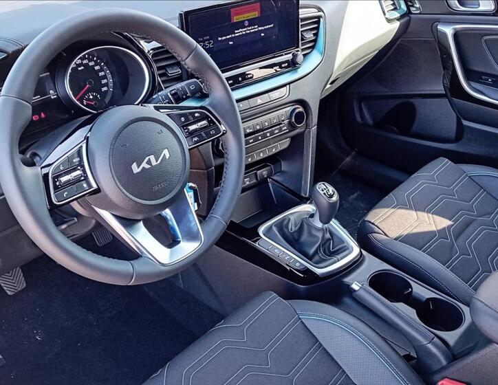 KIA Ceed 8