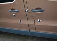 Renault Trafic 19