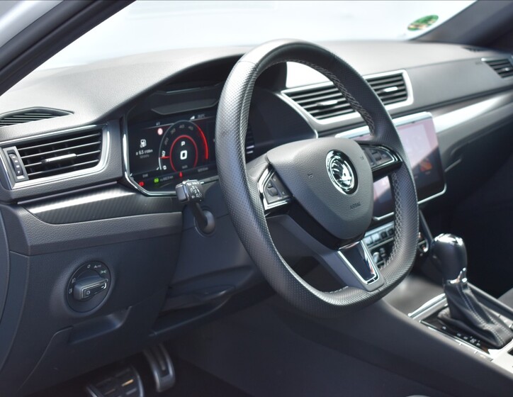 Škoda Superb 23