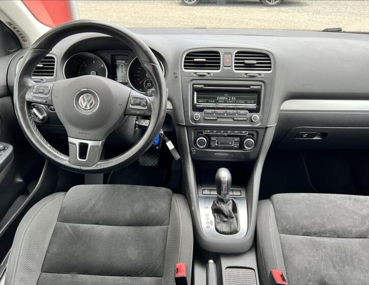 Volkswagen Golf 19