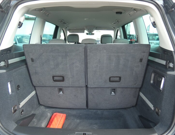 Seat Alhambra 17