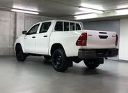 Toyota Hilux 7