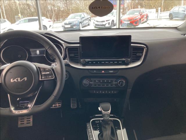 KIA ProCeed