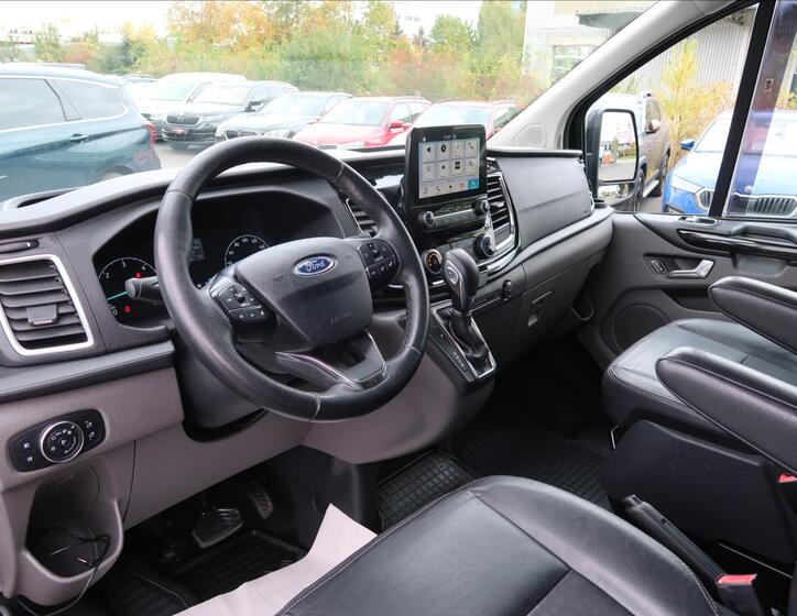 Ford Transit Custom 9