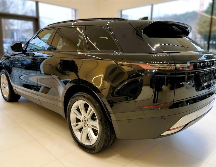 Land Rover Range Rover Velar 3
