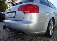 Audi A4 15