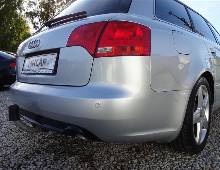 Audi A4 15