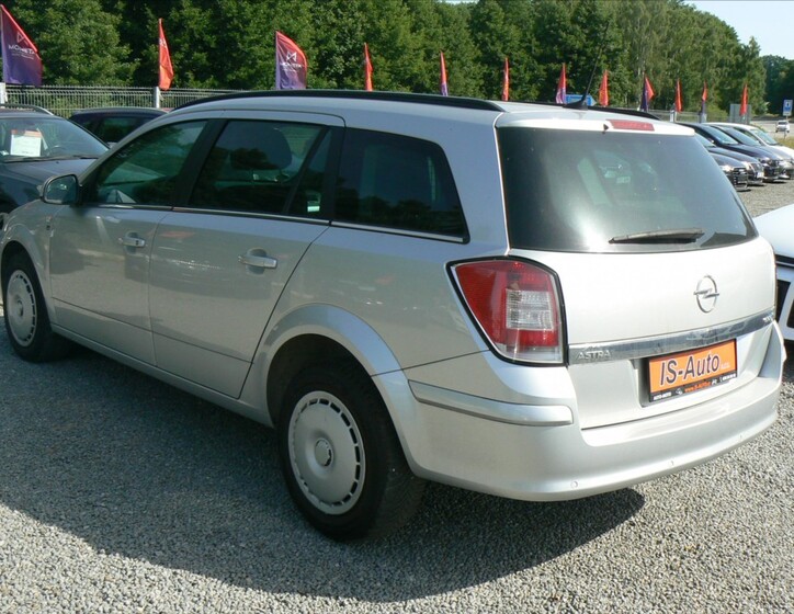 Opel Astra 6
