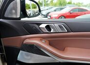 BMW X7 23