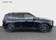 Mercedes-Benz GLB 4