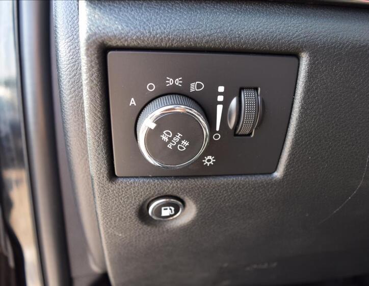 Jeep Grand Cherokee 30