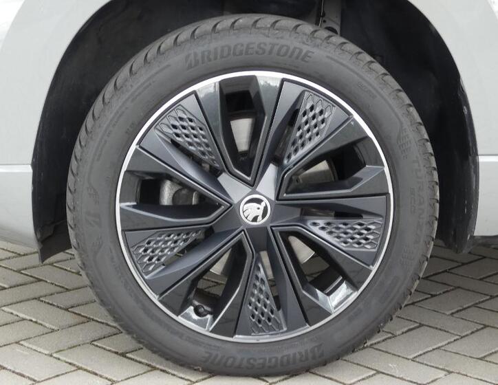 Škoda Karoq 23