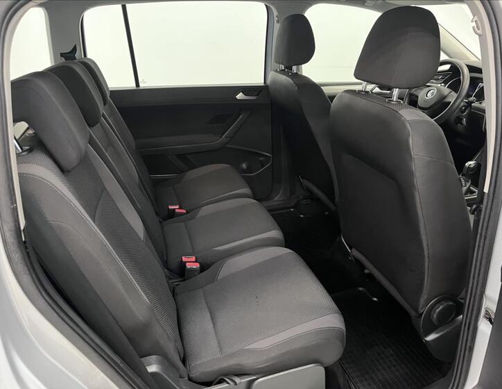 Volkswagen Touran 18