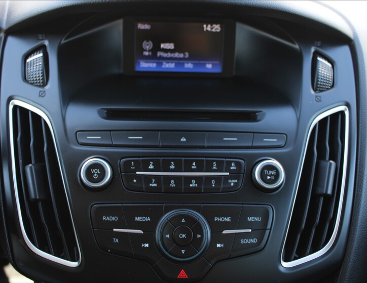 Ford Focus 11
