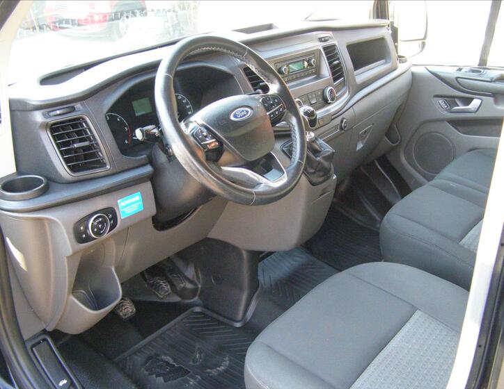 Ford Transit Custom 12