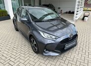 Toyota Yaris 8