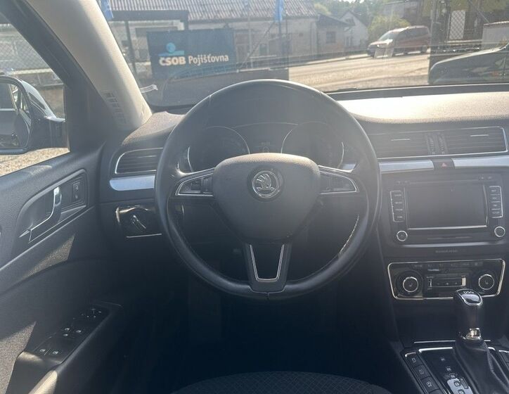 Škoda Superb 12