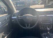 Škoda Superb 12