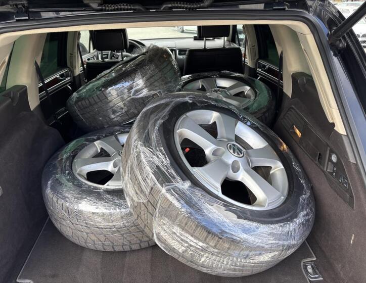 Volkswagen Touareg 13