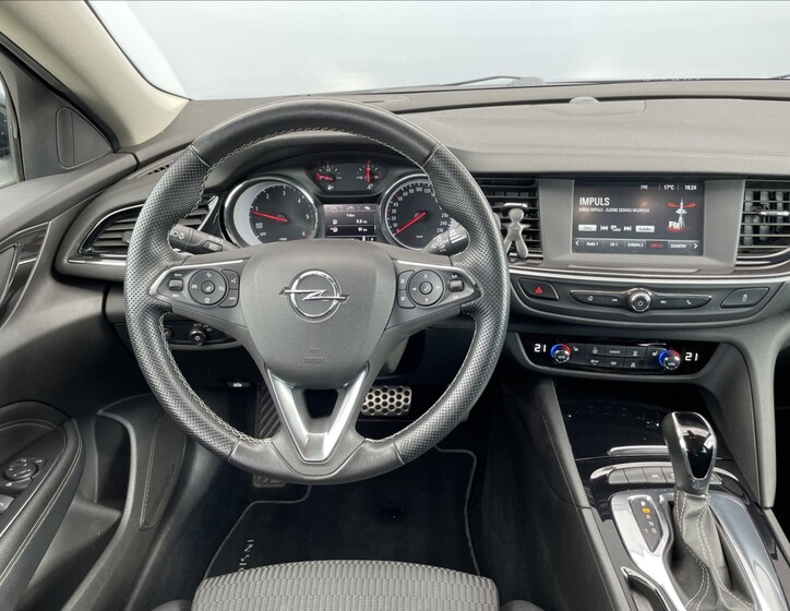 Opel Insignia 10