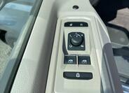 Volkswagen Multivan 10