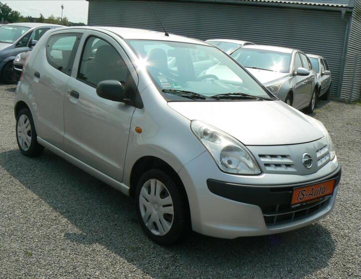 Nissan Pixo 2