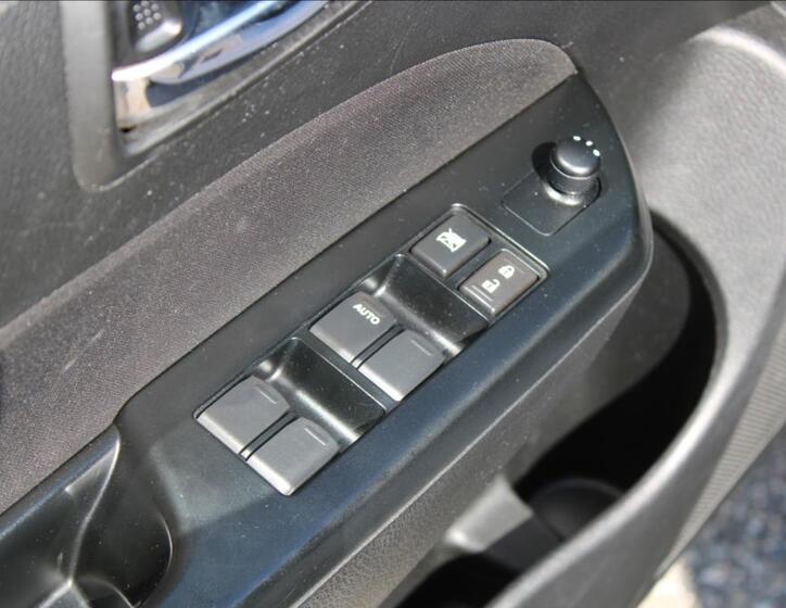 Suzuki Swift 14