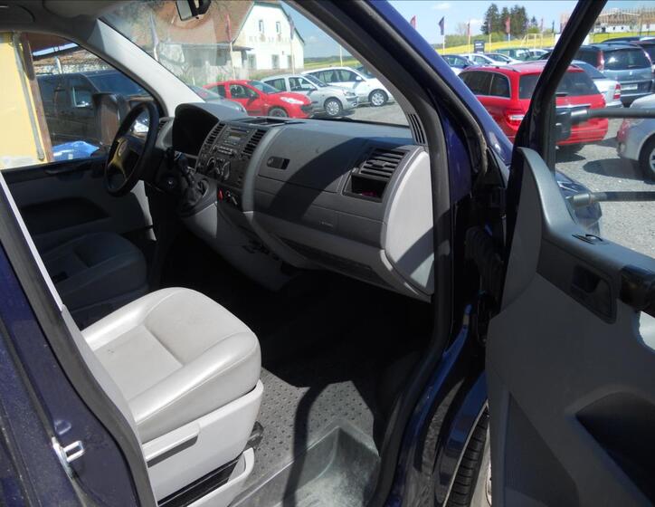 Volkswagen Transporter 21