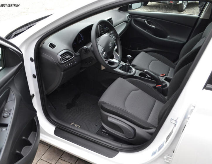 Hyundai i30 18
