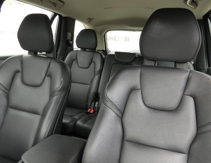 Volvo XC90 7