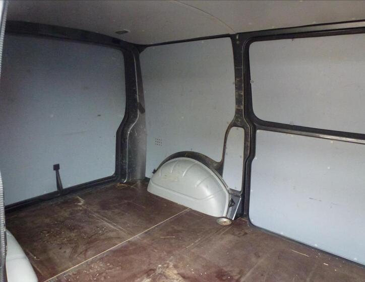 Volkswagen Transporter 24