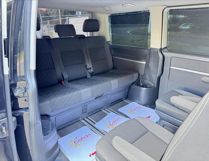 Volkswagen Multivan 8