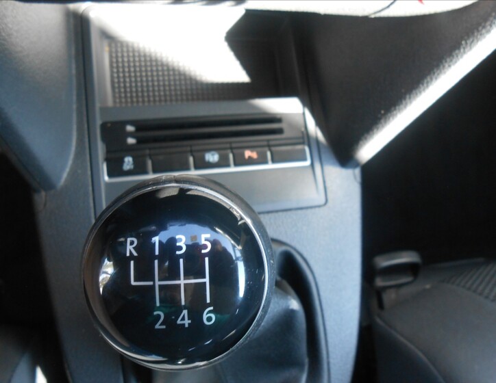 Volkswagen Touran 26