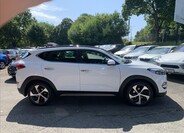 Hyundai Tucson 4