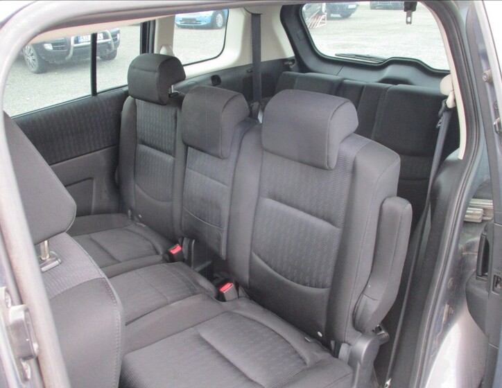 Mazda 5 10