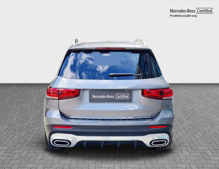 Mercedes-Benz GLB 4