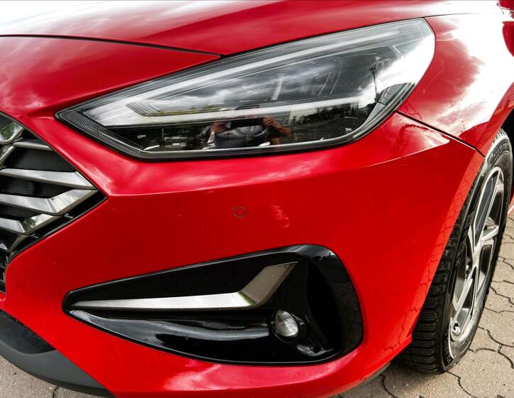 Hyundai i30 14